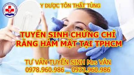 Kỹ thuật viên phục hình răng thẩm mỹ