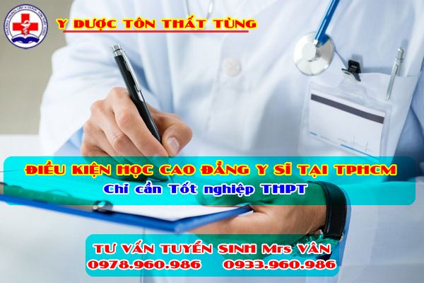 Học y sĩ cao đẳng chính quy có khó không?