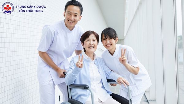 Hệ số lương Cao đẳng Điều dưỡng là bao nhiêu