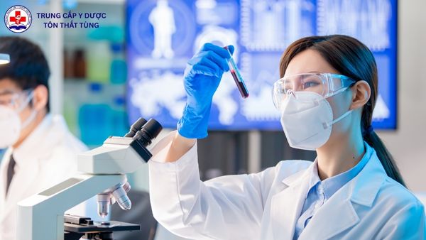 có nên học xét nghiệm y học