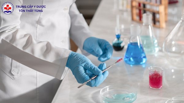 kỹ thuật xét nghiệm y học điểm chuẩn