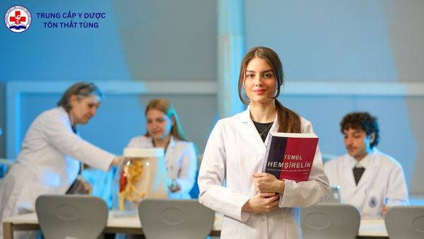 ngành điều dưỡng học những môn gì