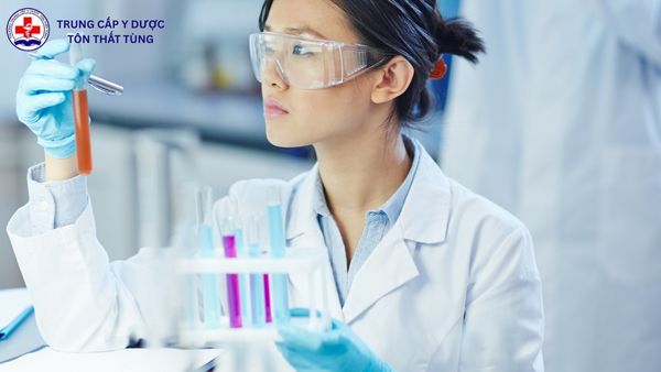 thạc sĩ xét nghiệm y học